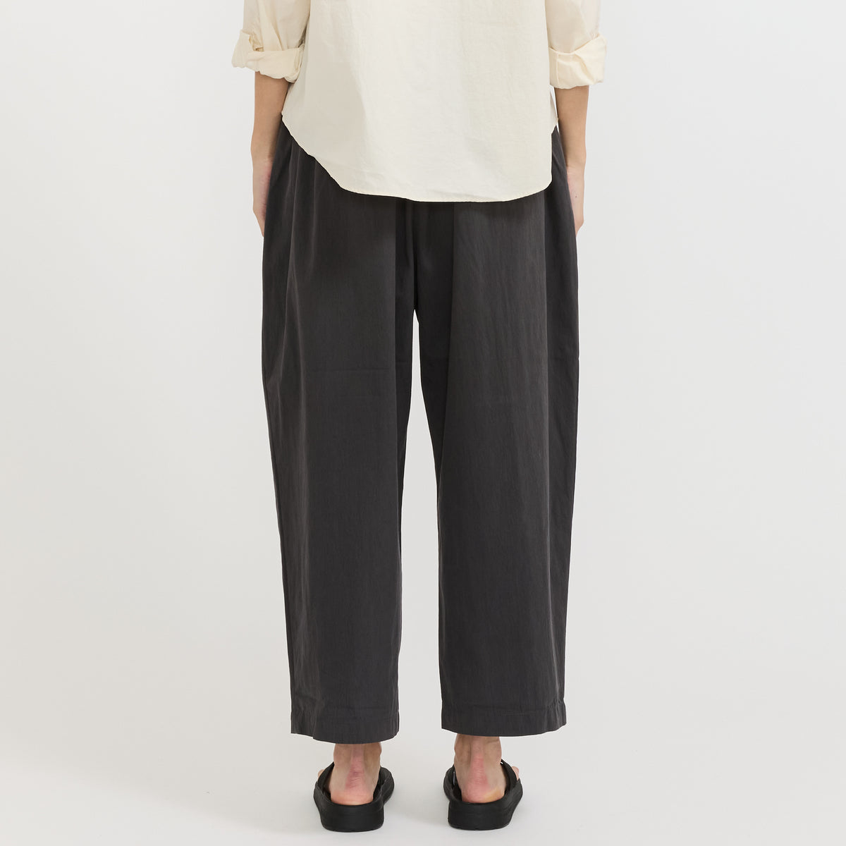 Danton | Womens Easy Pants Cotton/Nylon Twill Charcoal | Maplestore