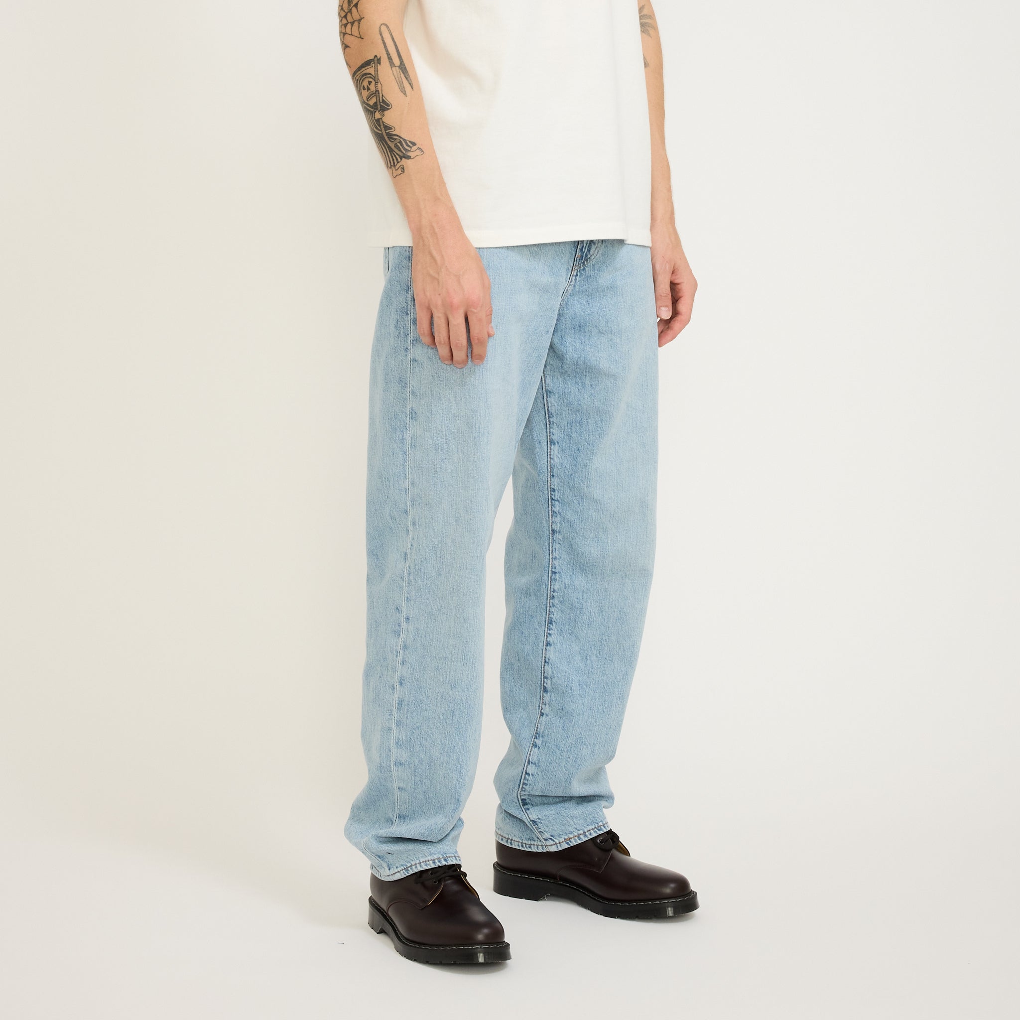 Levis | 568 Loose Straight Varsity Academia | Maplestore