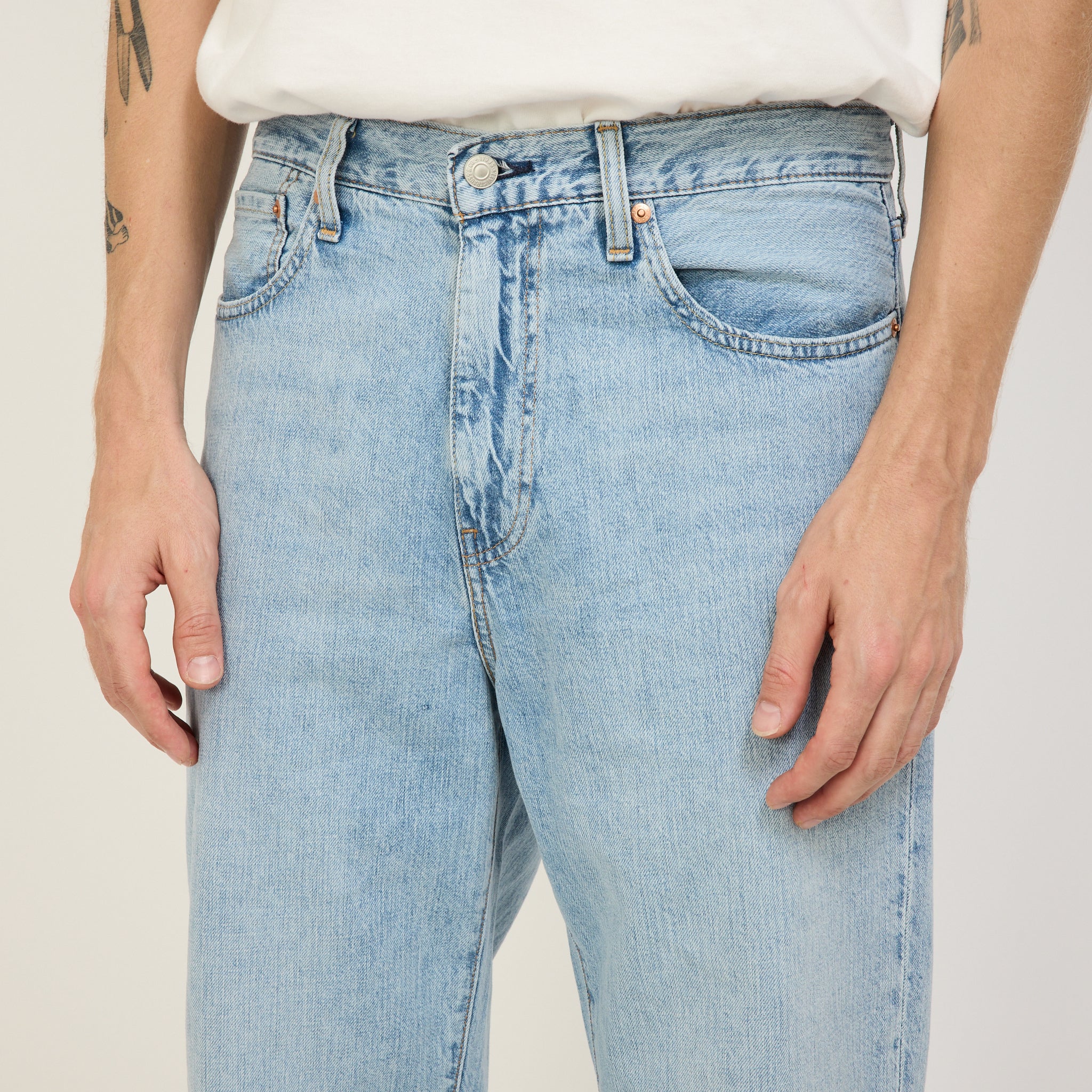 Levis | 568 Loose Straight Varsity Academia | Maplestore