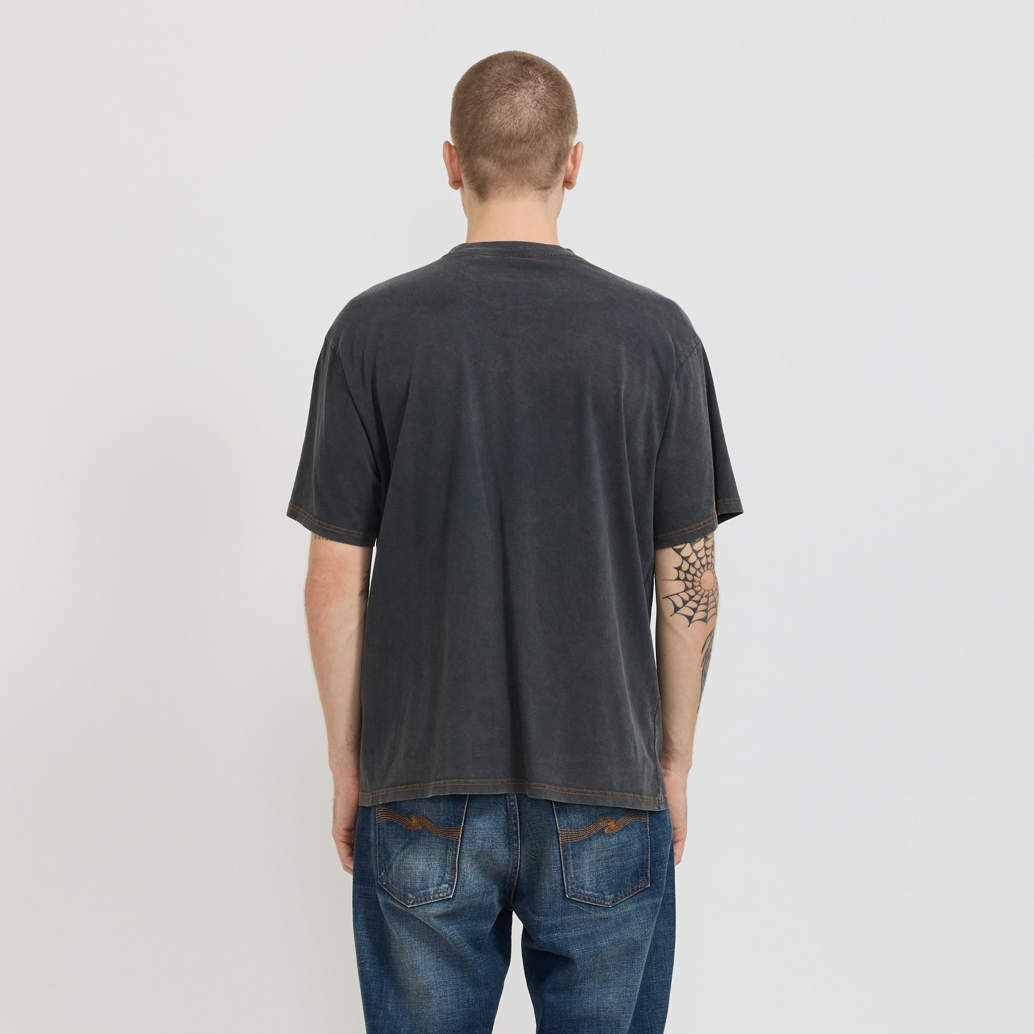 Nudie Jeans Co. | Koffe 8 Ball T-Shirt Antracite | Maplestore