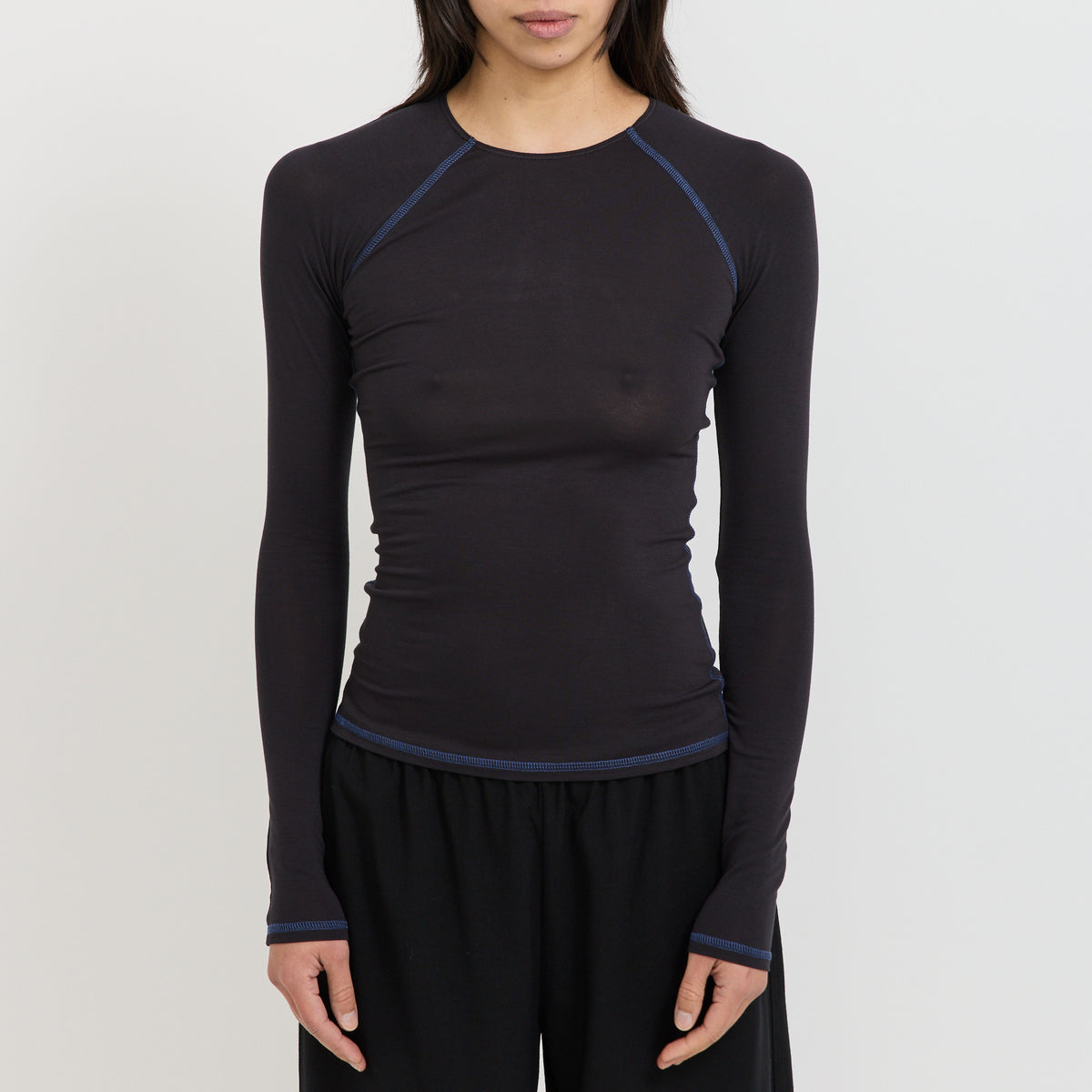 Peachy Den | Susie Perfect Base Long Sleeve Onyx | Maplestore