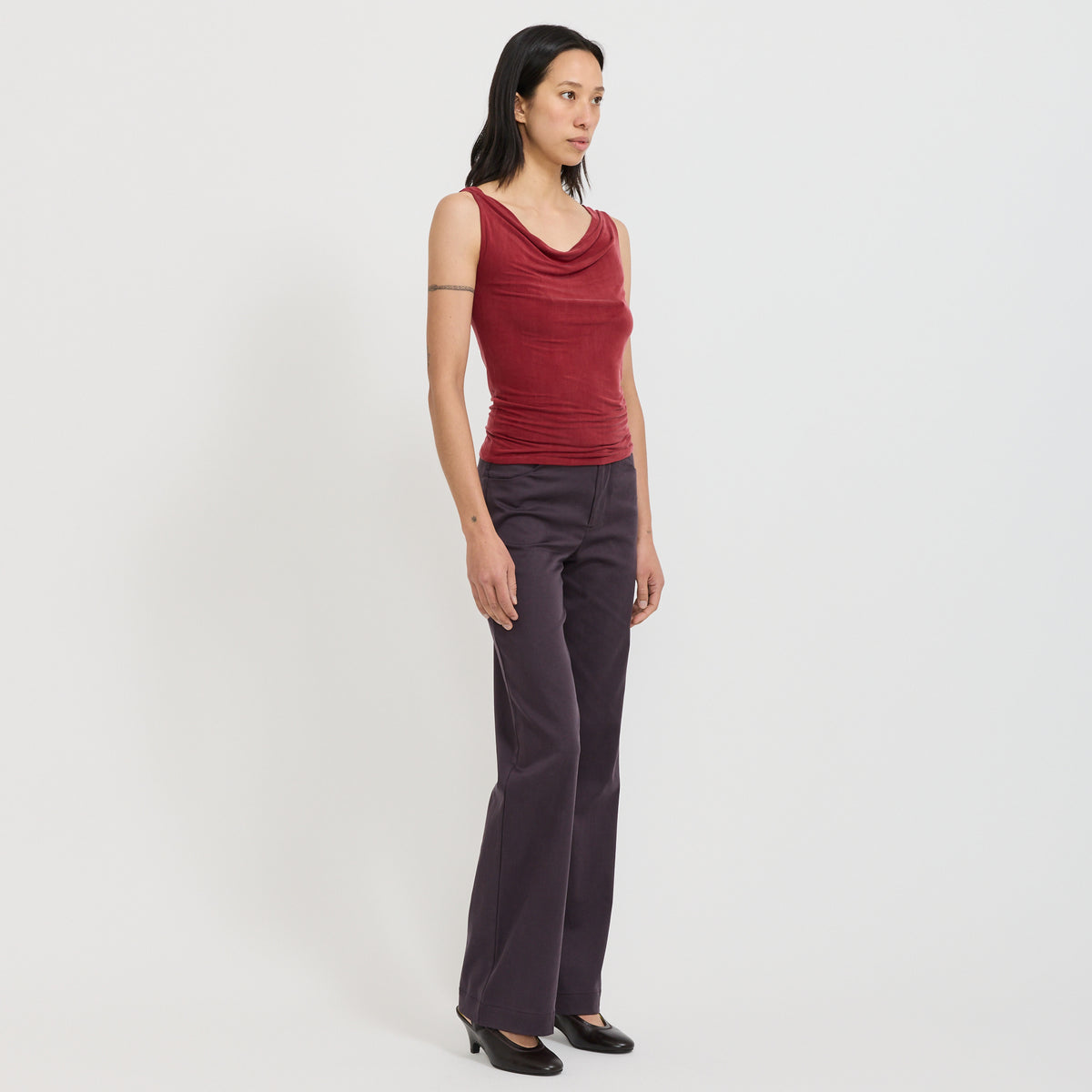 Peachy Den | Twiggy Travel Trouser Fig | Maplestore