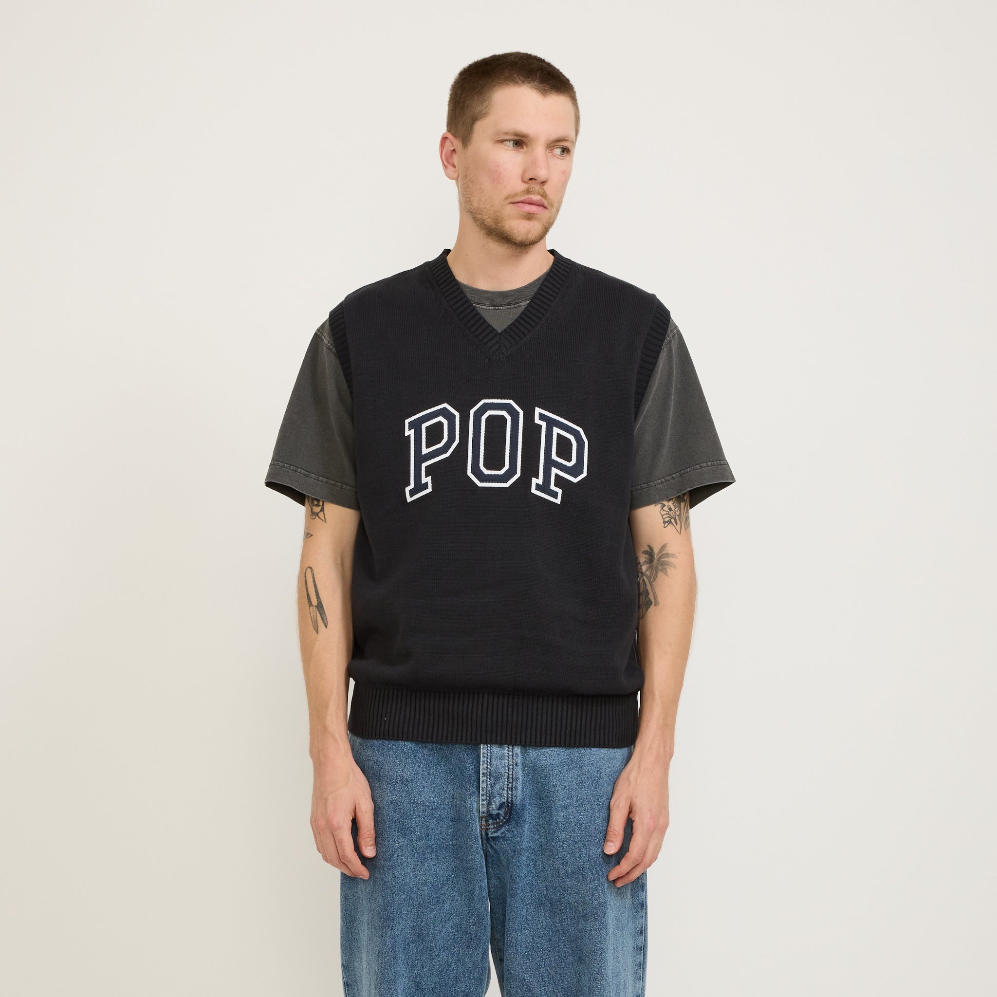 Pop Trading Company | Arch Knitted Vest Anthracite | Maplestore