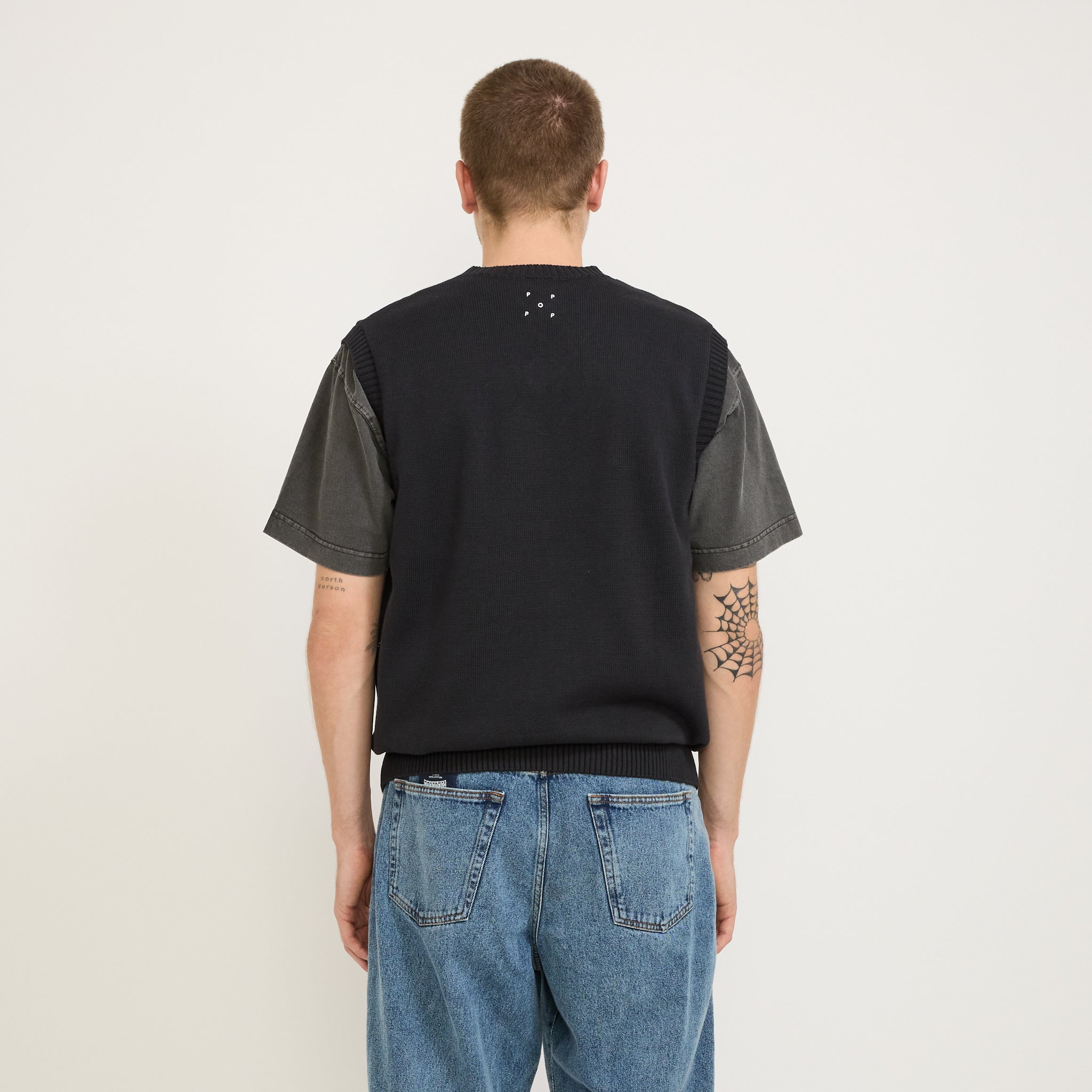 Pop Trading Company | Arch Knitted Vest Anthracite | Maplestore