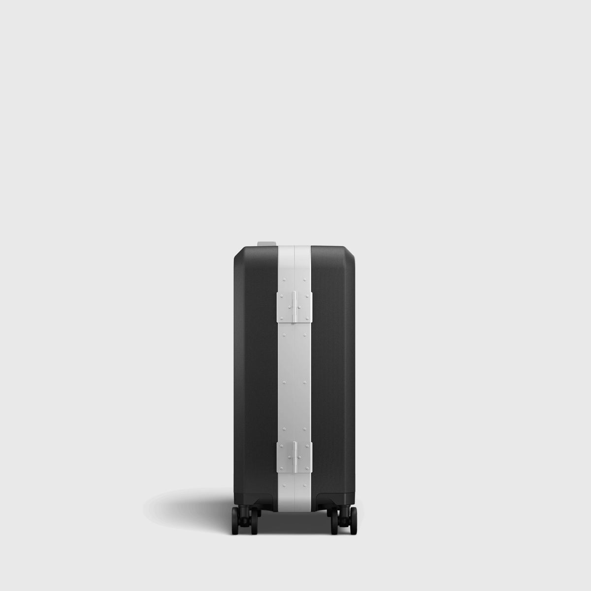 Ramverk Pro Carry-On Silver