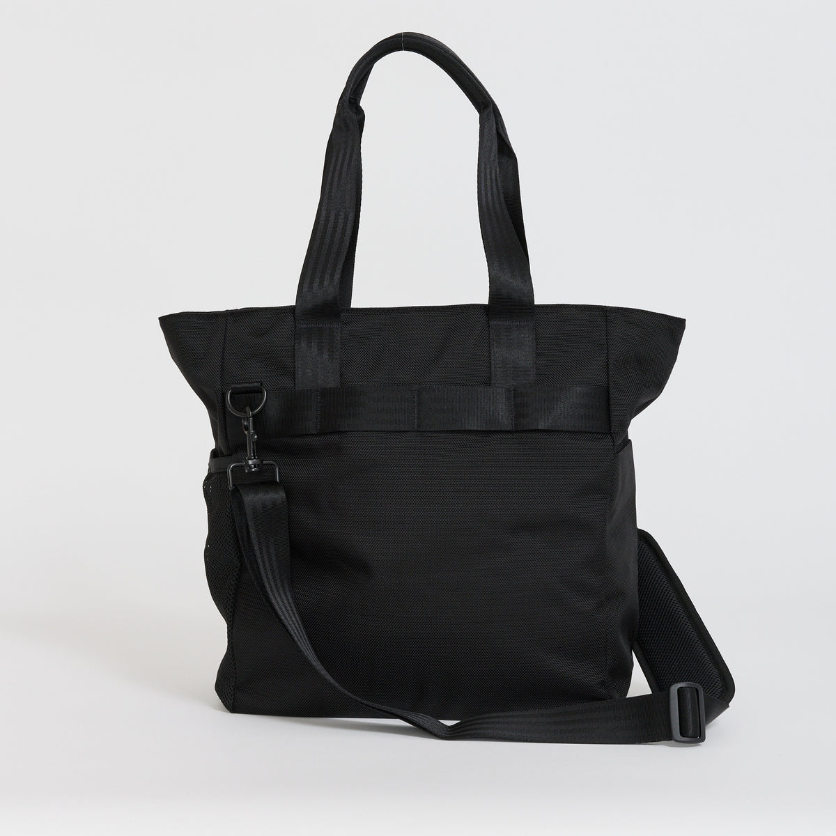 Carhartt WIP | Richmond Tote Bag Black | Maplestore