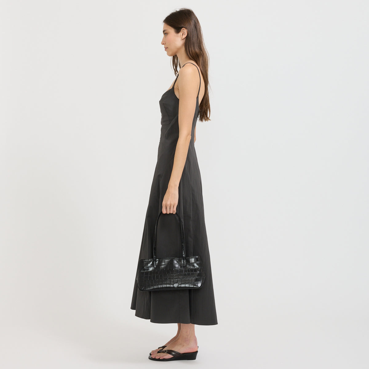 St. Agni | Slim Shoulder Bag Croc Embossed Black | Maplestore