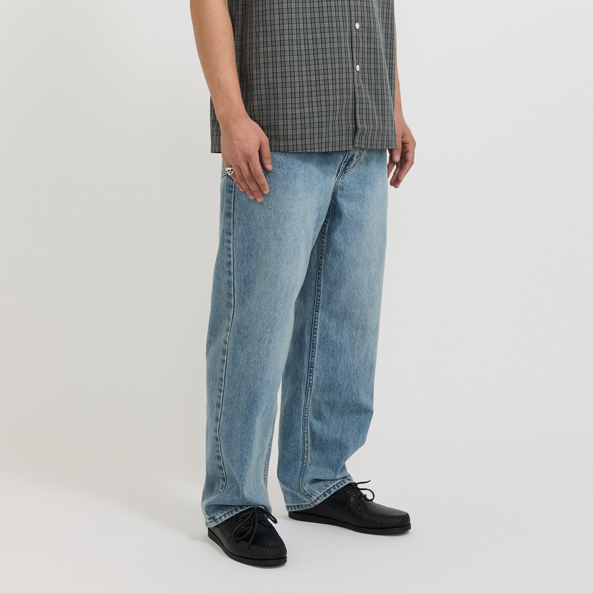 thisisneverthat | Relaxed Jeans Washed Blue | Maplestore
