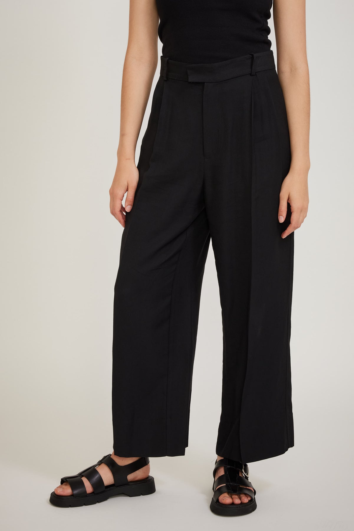 Cutting loose Three ways to style slouchy trousers  Thats Not My Age