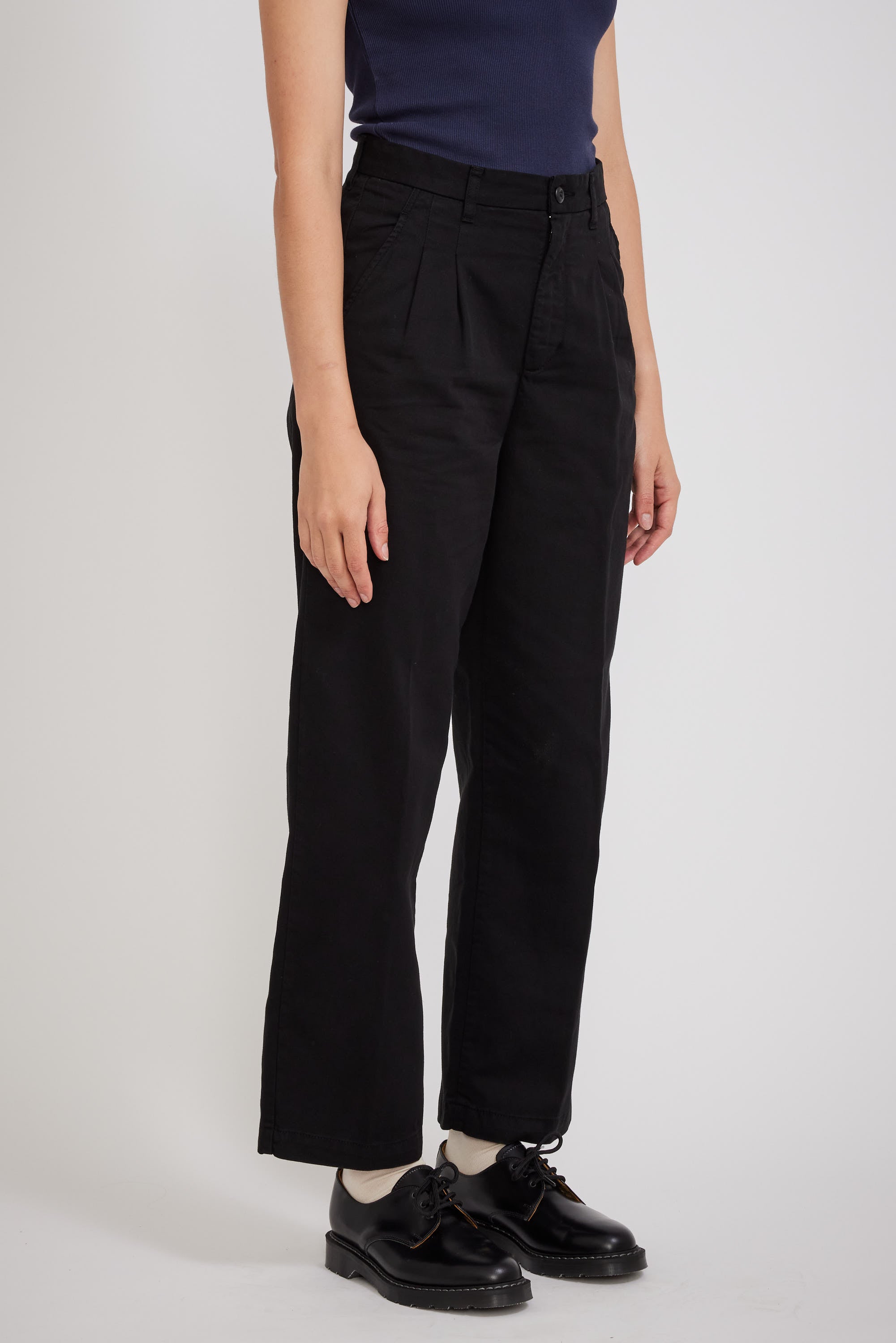 Carhartt WIP | Women's Cara Pant Black Garment Dyed | Maplestore