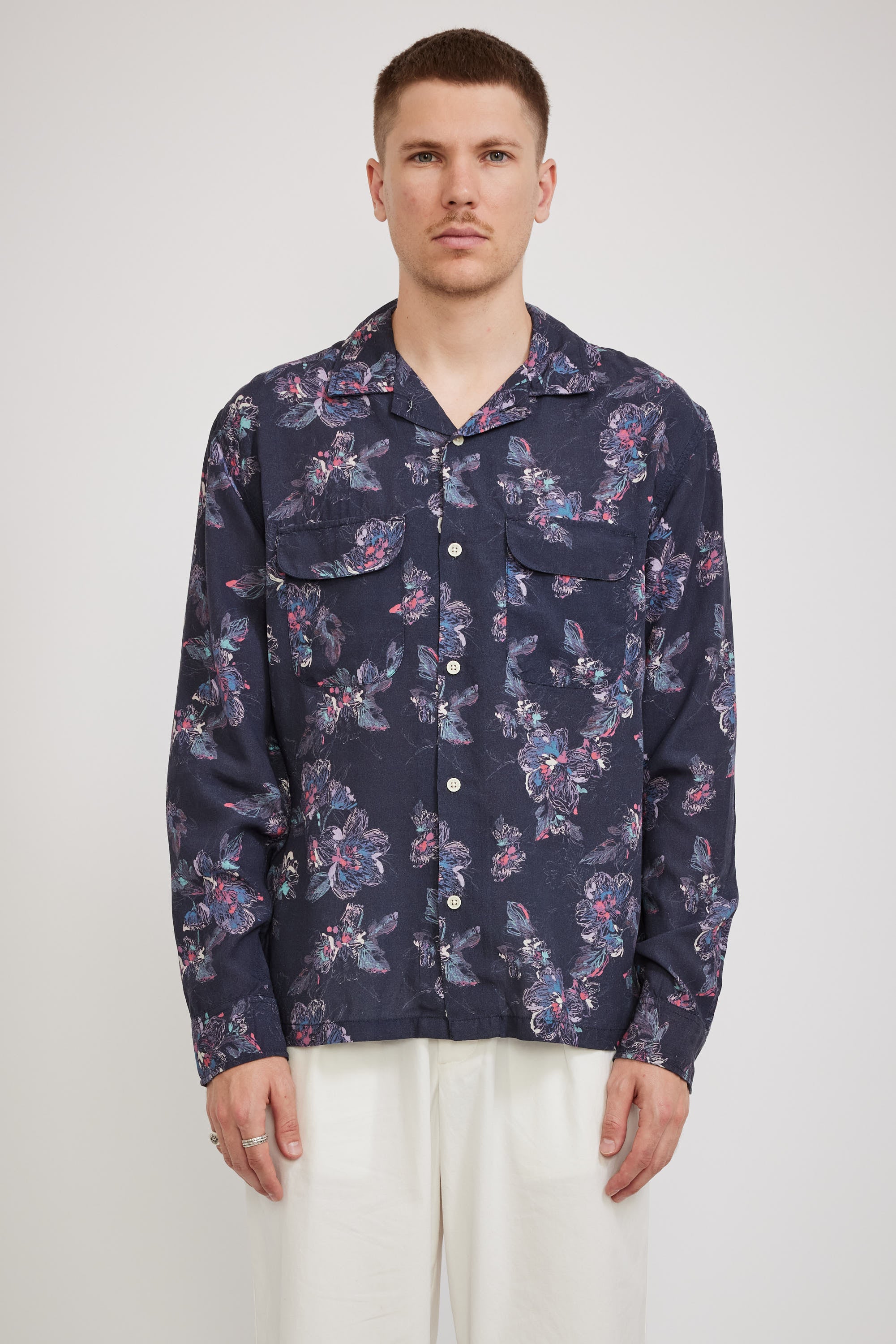 Corridor NYC | Novella Floral L/S Shirt Midnight | Maplestore