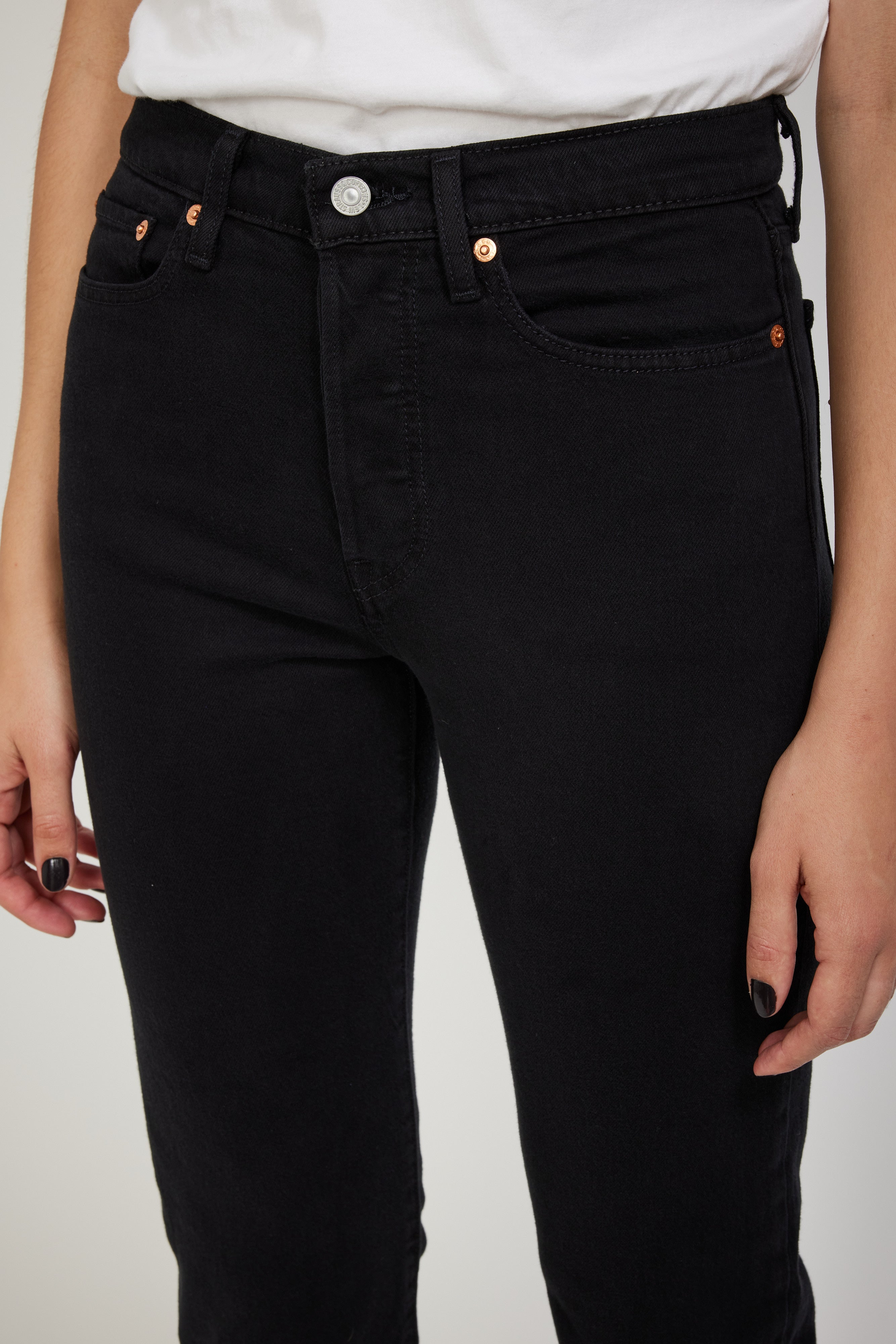 Levis | Wedgie Straight Black Sprout | Maplestore