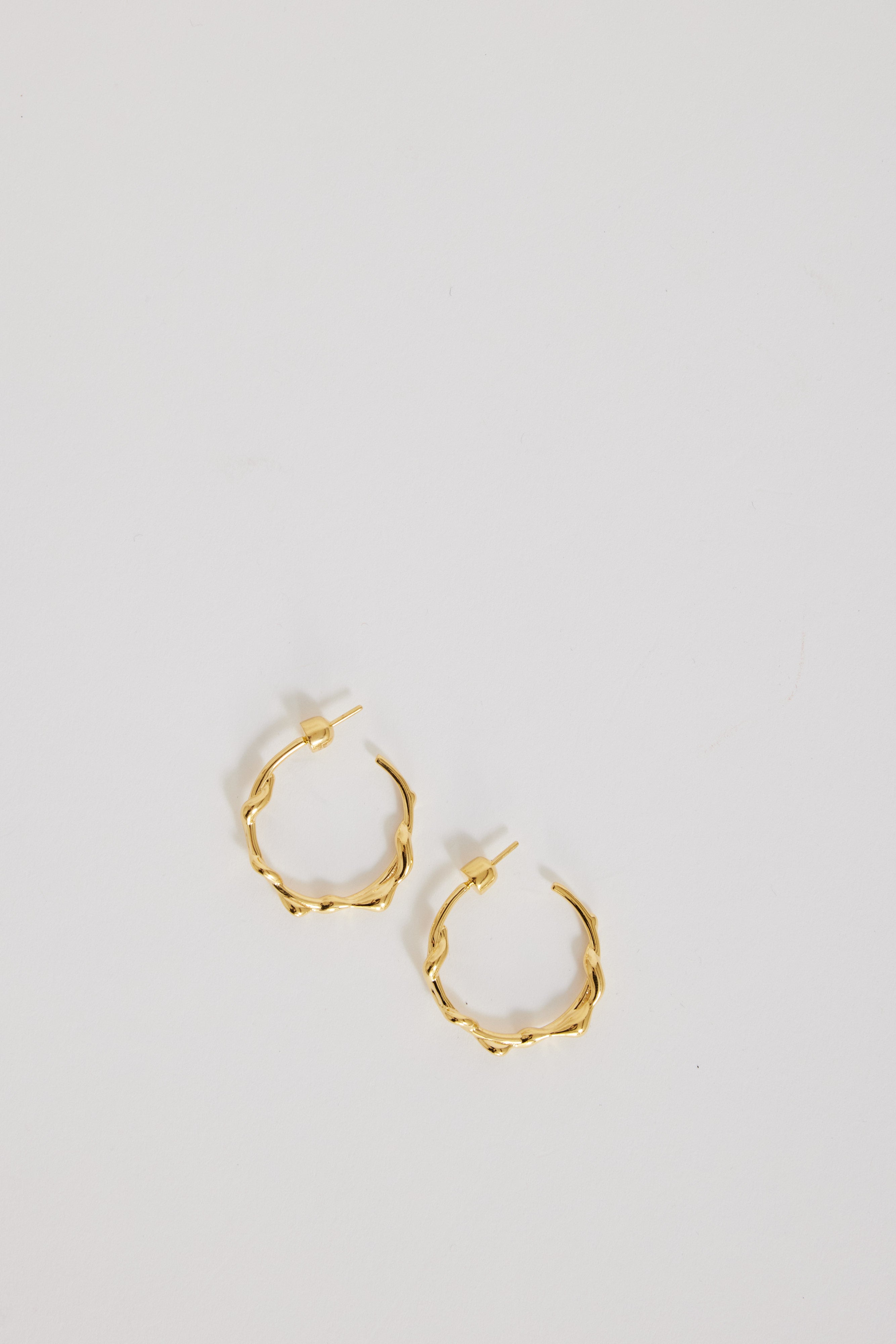 Maria on sale black hoops