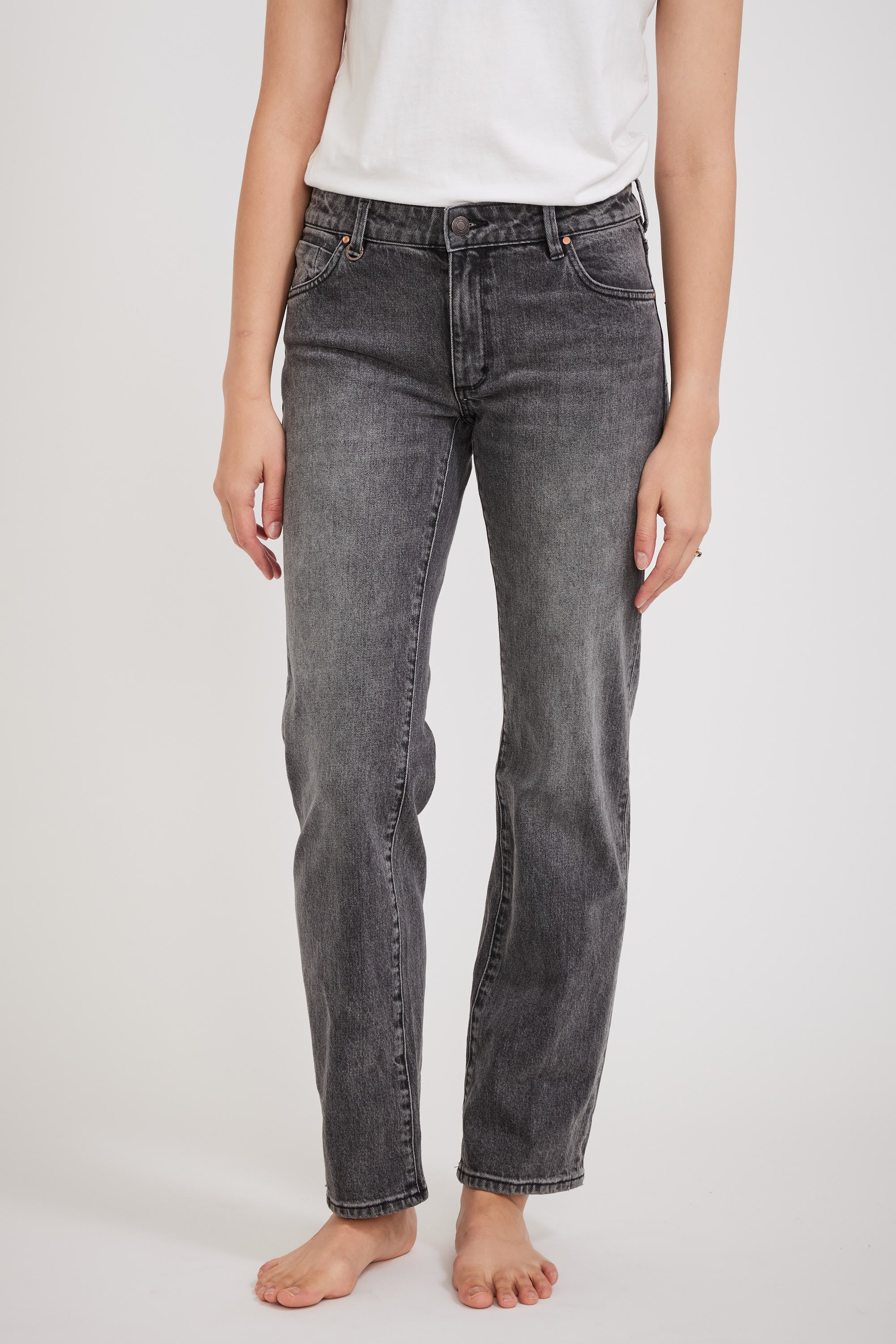 Neuw | Mia Straight Obsidian | Maplestore